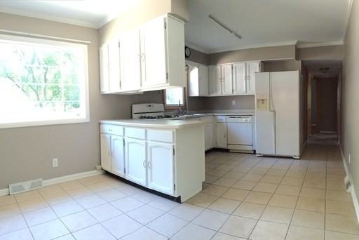 17 Cedar Dr - Photo 2 of 12