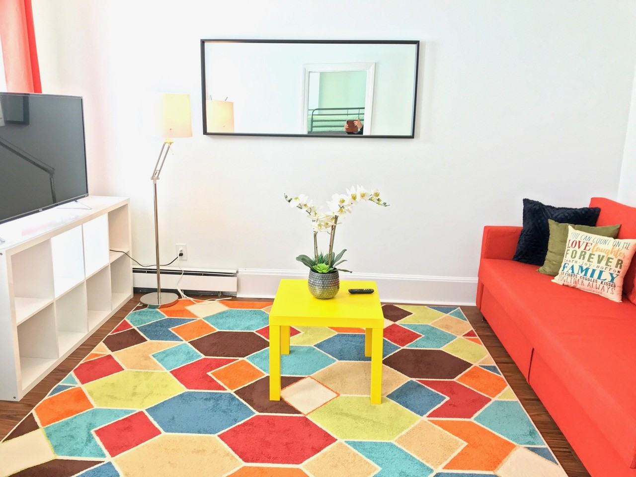 133 W 8th St #3 - Photo 2 of 39