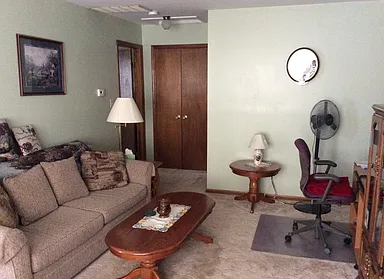 155 S 7th Ave #NA - Photo 2 of 6