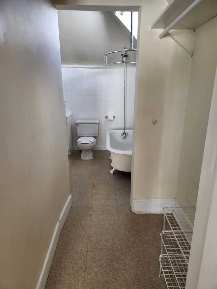 1639 N Ogden St #4 - Photo 6 of 11