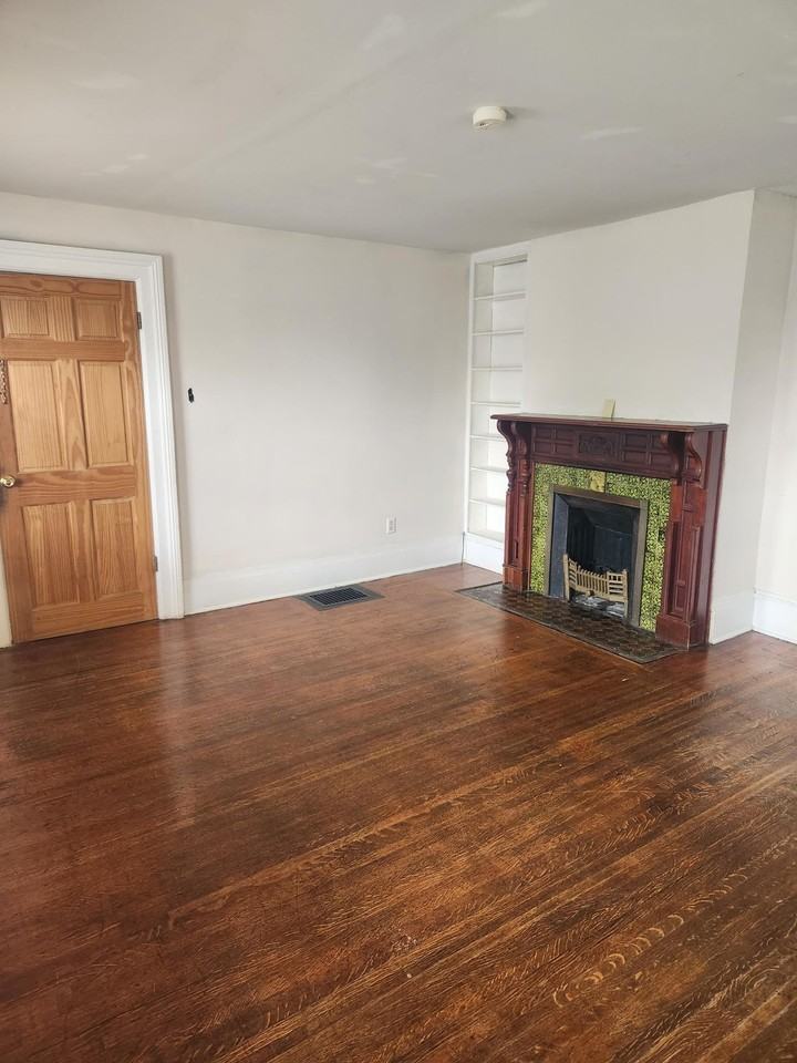 20 Grove St #1 - Photo 2 of 7