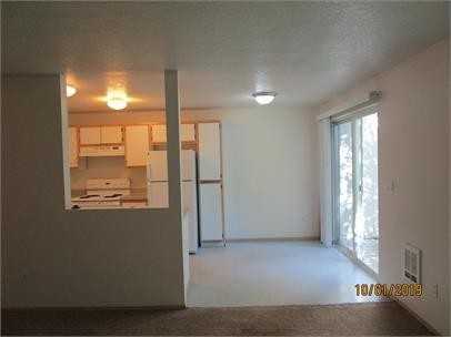 1056 Ridgefield Ct - Photo 2 of 19