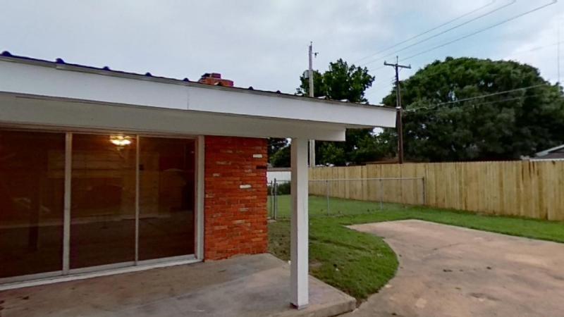 2201 W Holly Ave - Photo 2 of 33