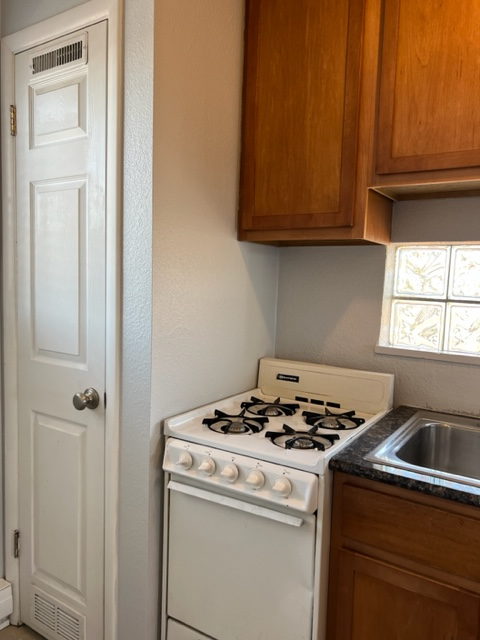 4561 W 38th Ave - Photo 6 of 14