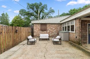 160 Grand Boulevard #B - Photo 1 of 1