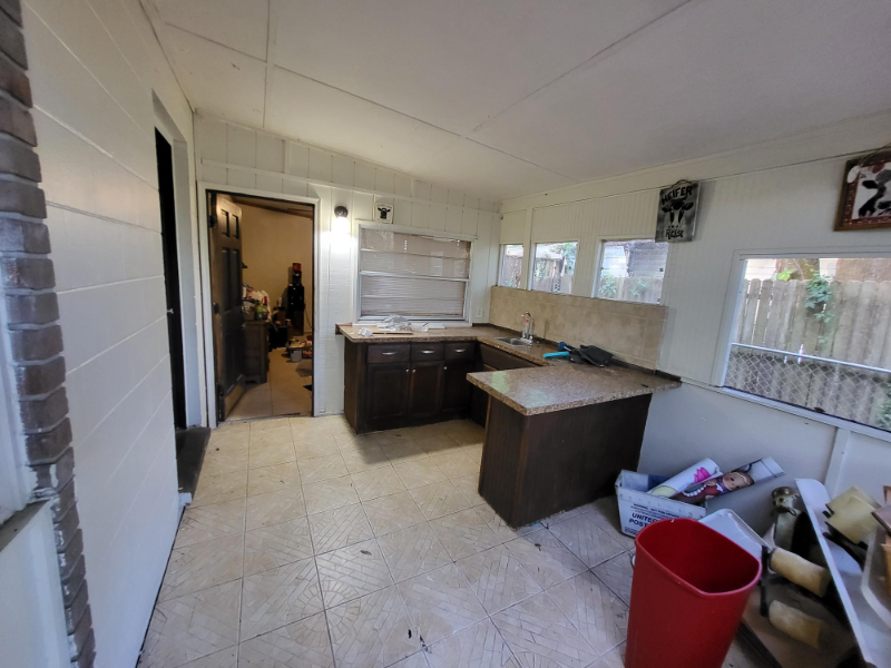 314 Tweed Ave - Photo 2 of 5