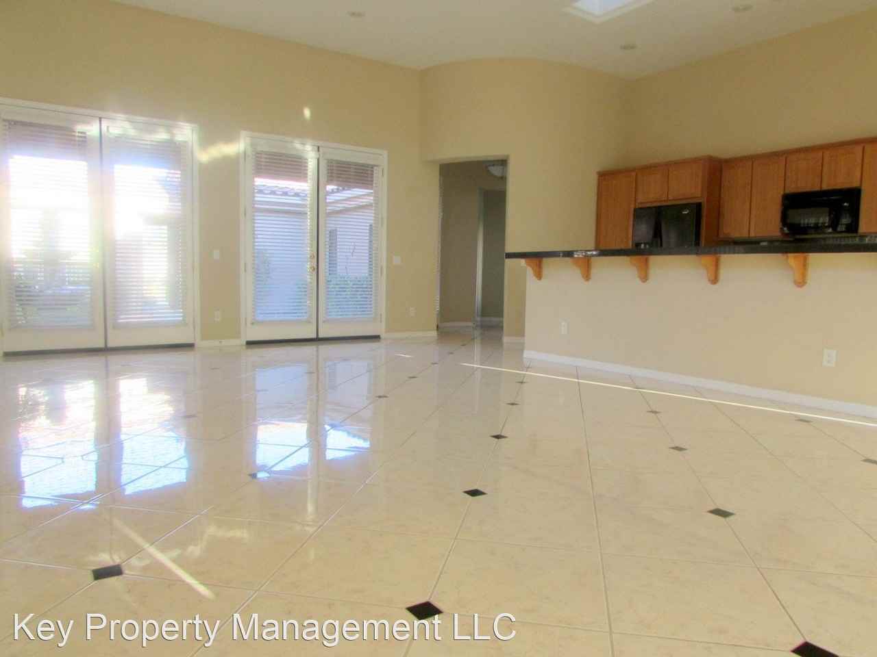 39 Braelinn Dr - Photo 3 of 16