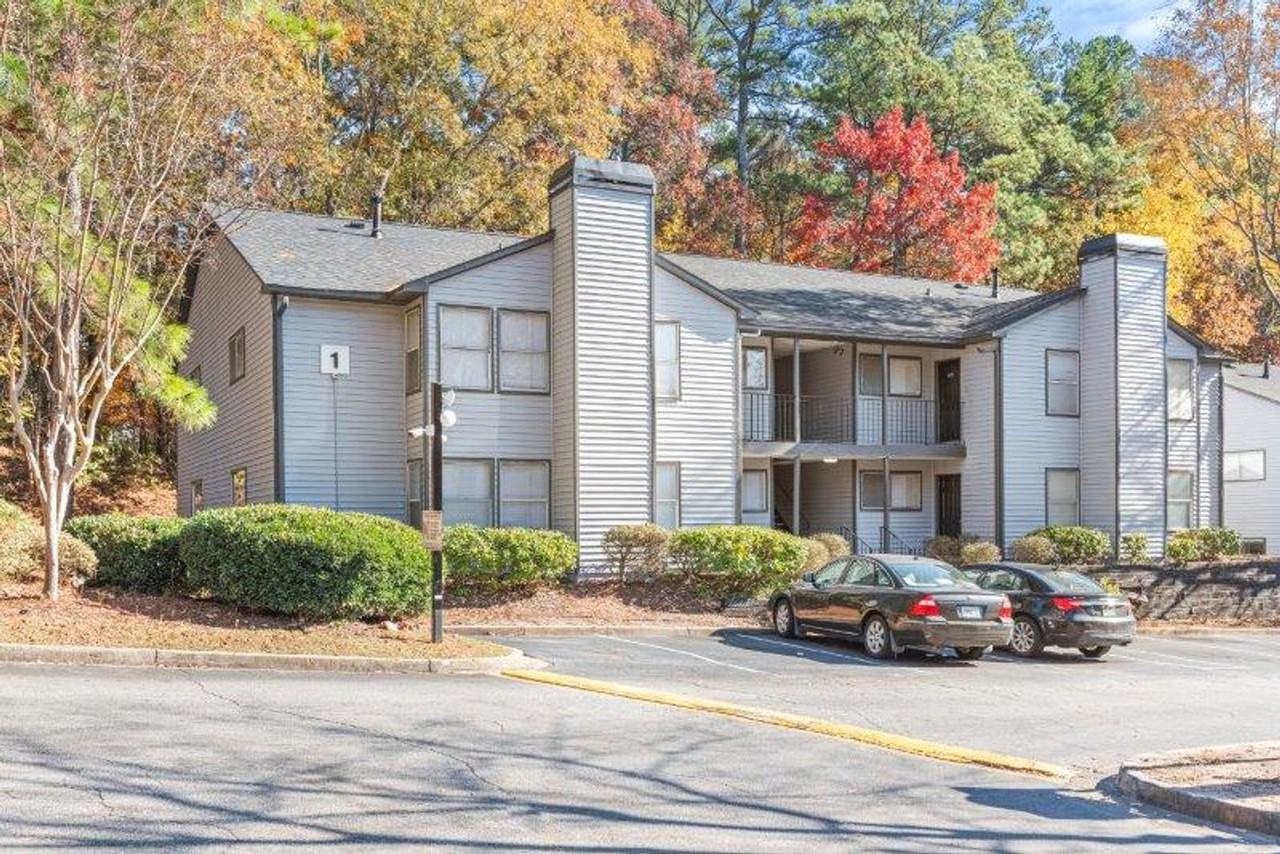 1150 Maple Walk Circle - Photo 3 of 11