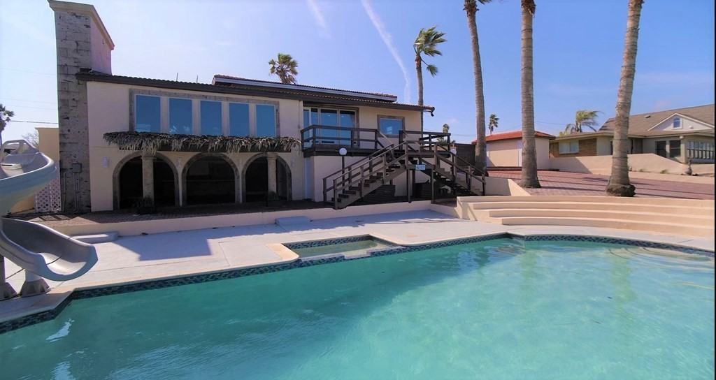 602 N Shore Dr - Photo 7 of 50