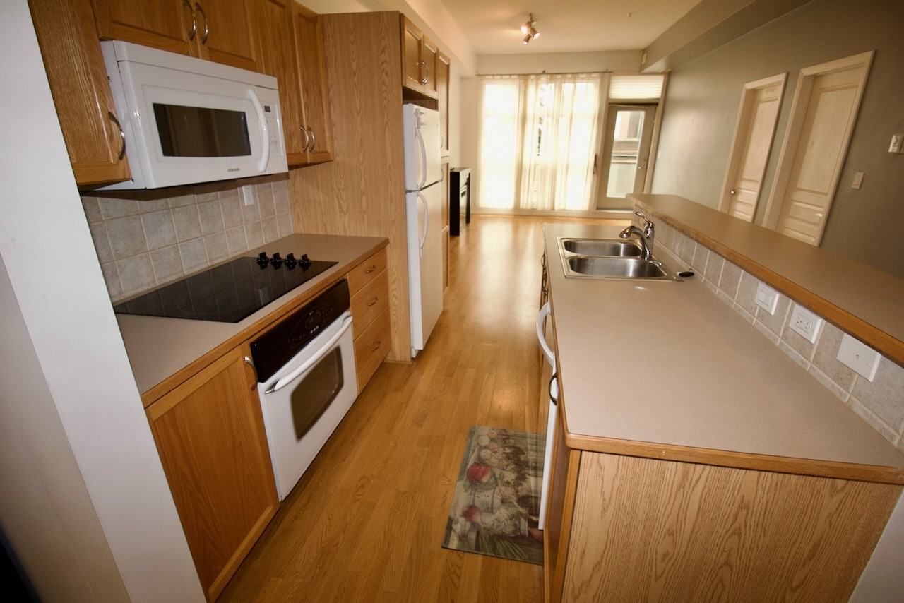 10100 122 St Nw - Photo 3 of 44