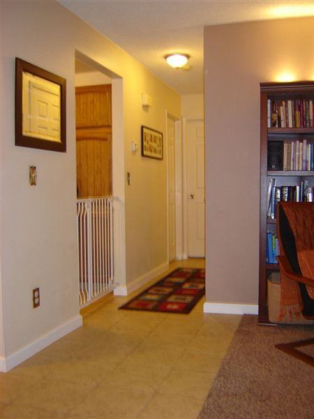 3400 Sullivan Ct - Photo 2 of 10