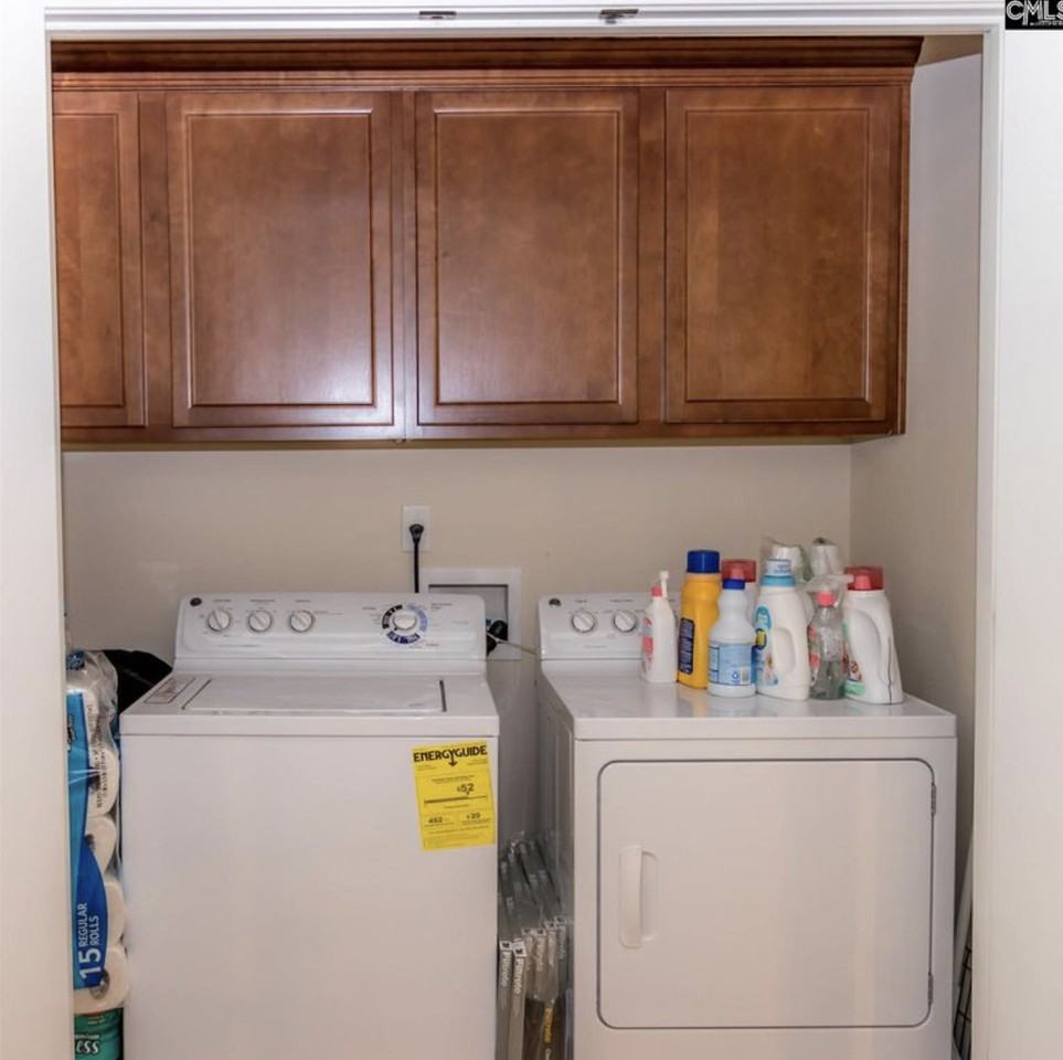 1025 Drake St #NA - Photo 2 of 6