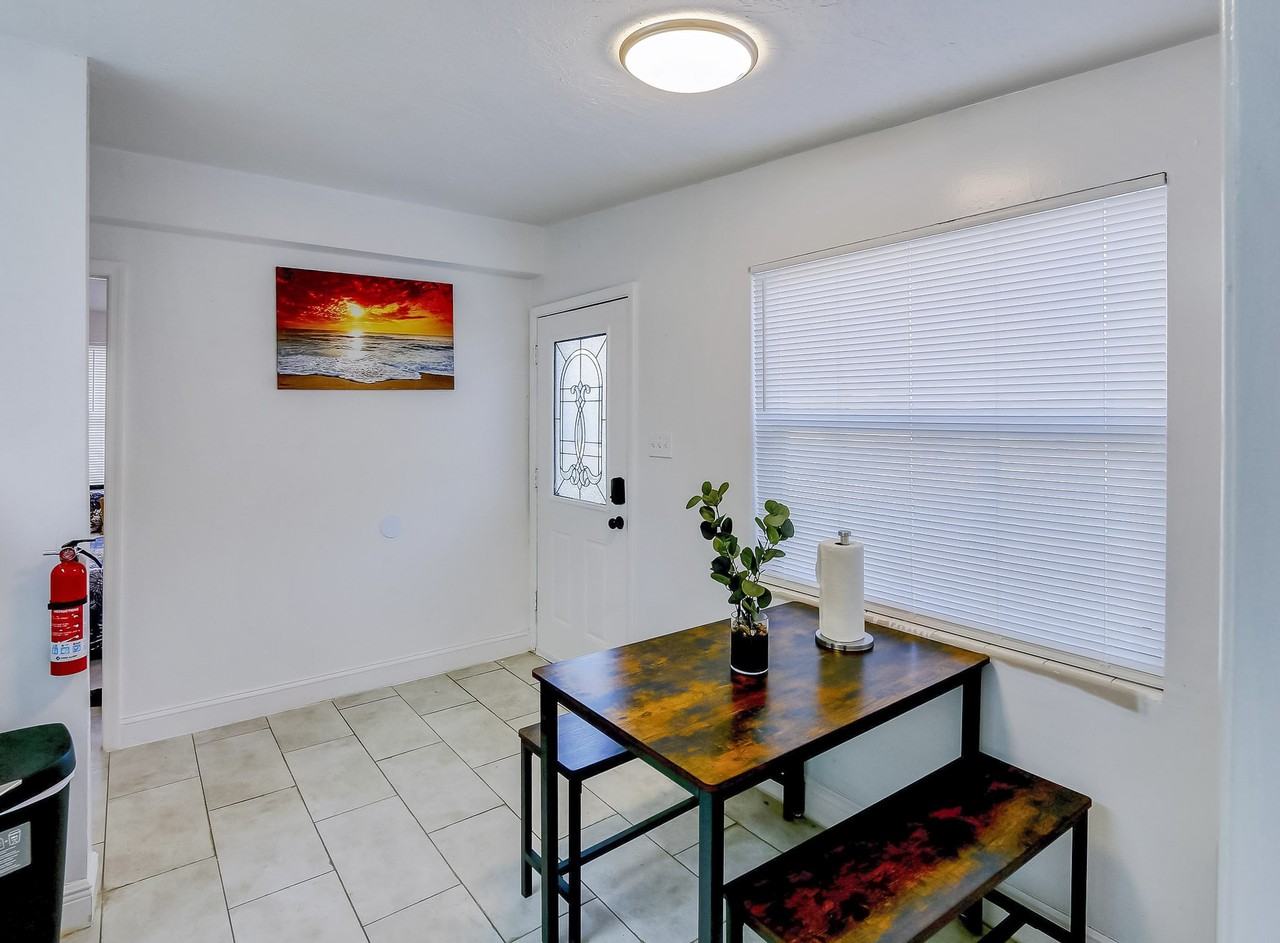 10th Ave N - Photo 6 of 16