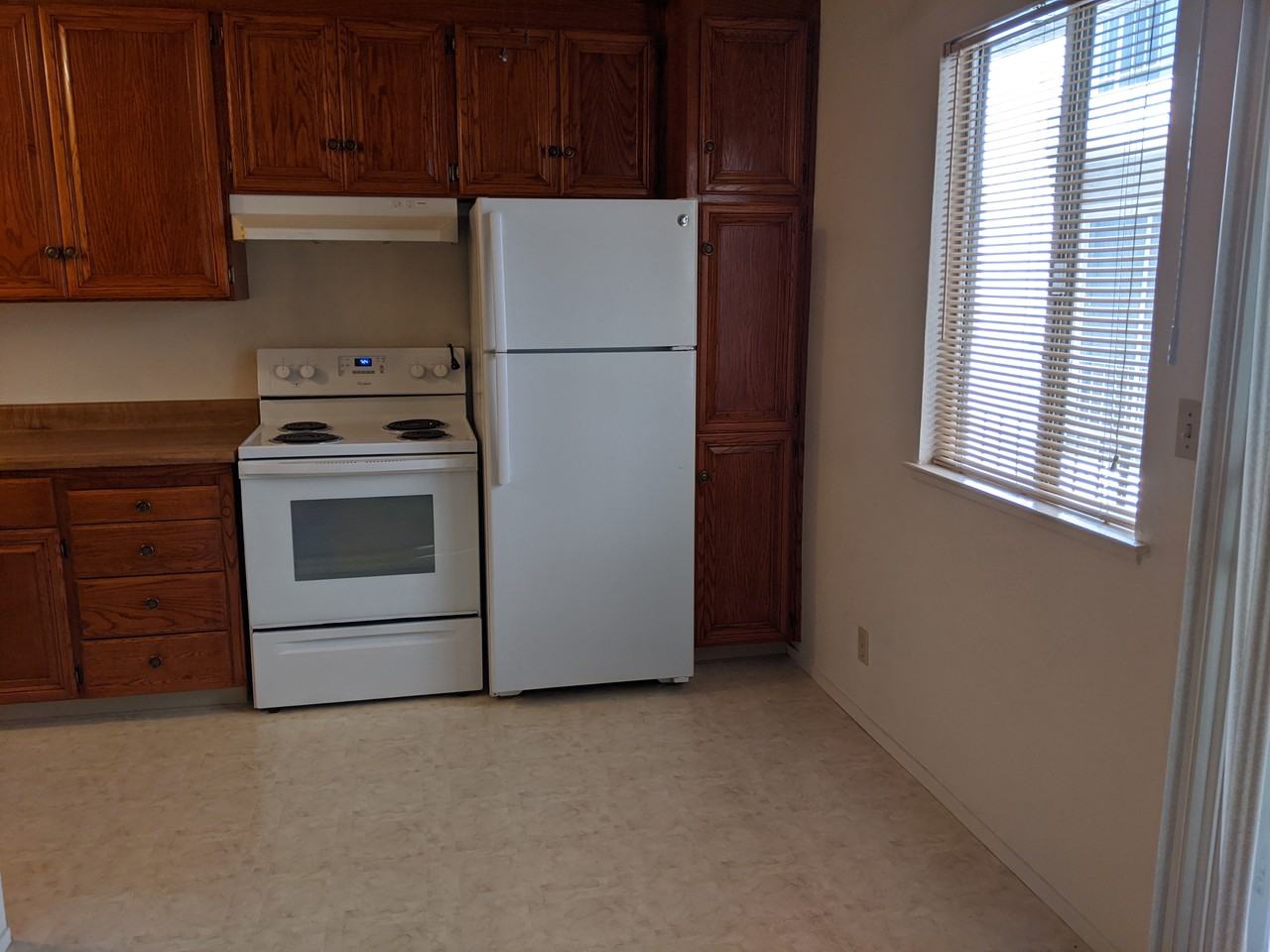 780 S. 11th Street Apartments - Photo 4 of 28