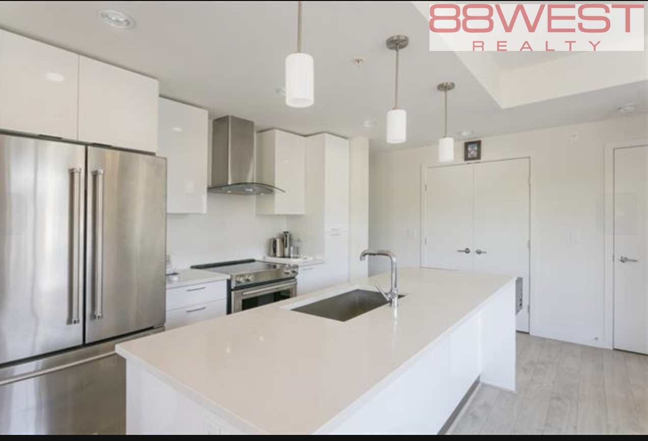 719 3rd Street West #509 - Photo 5 of 18