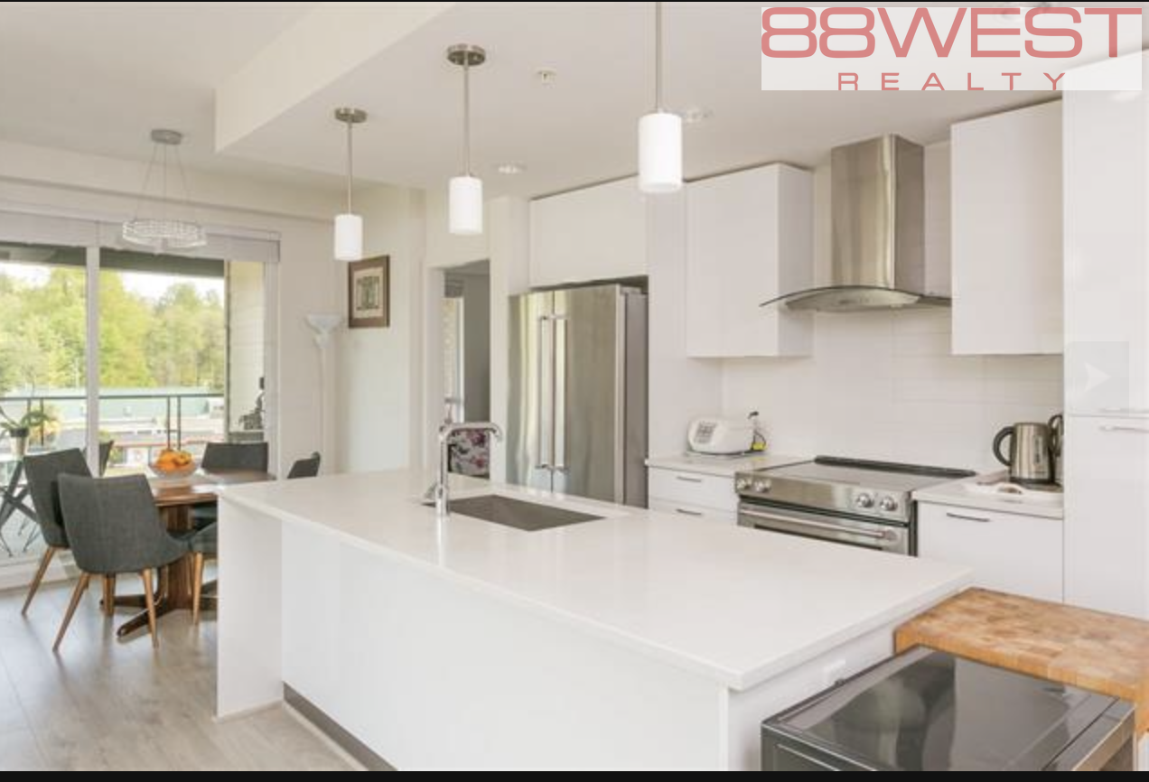 719 3rd Street West #509 - Photo 4 of 18