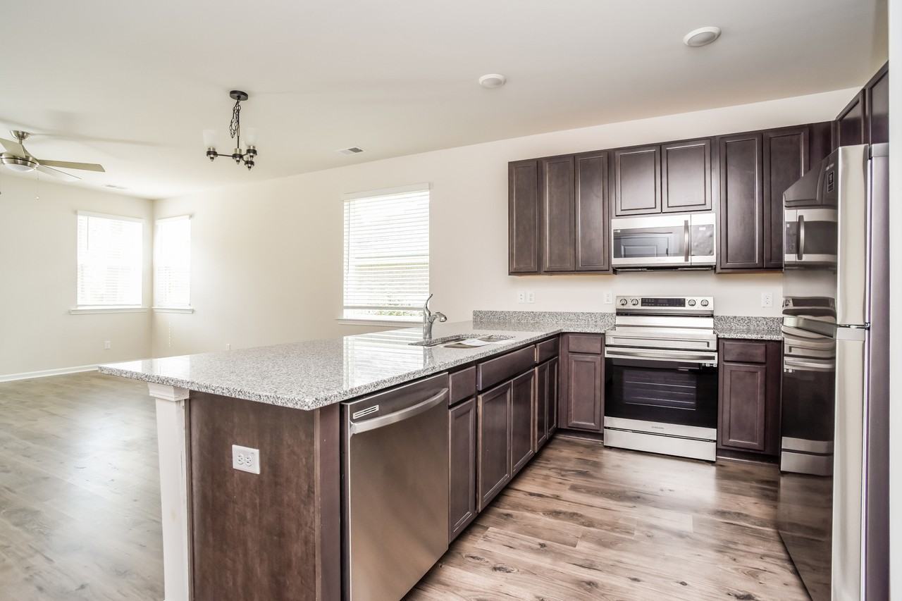 1196 1196 Warrens Way - Photo 6 of 15