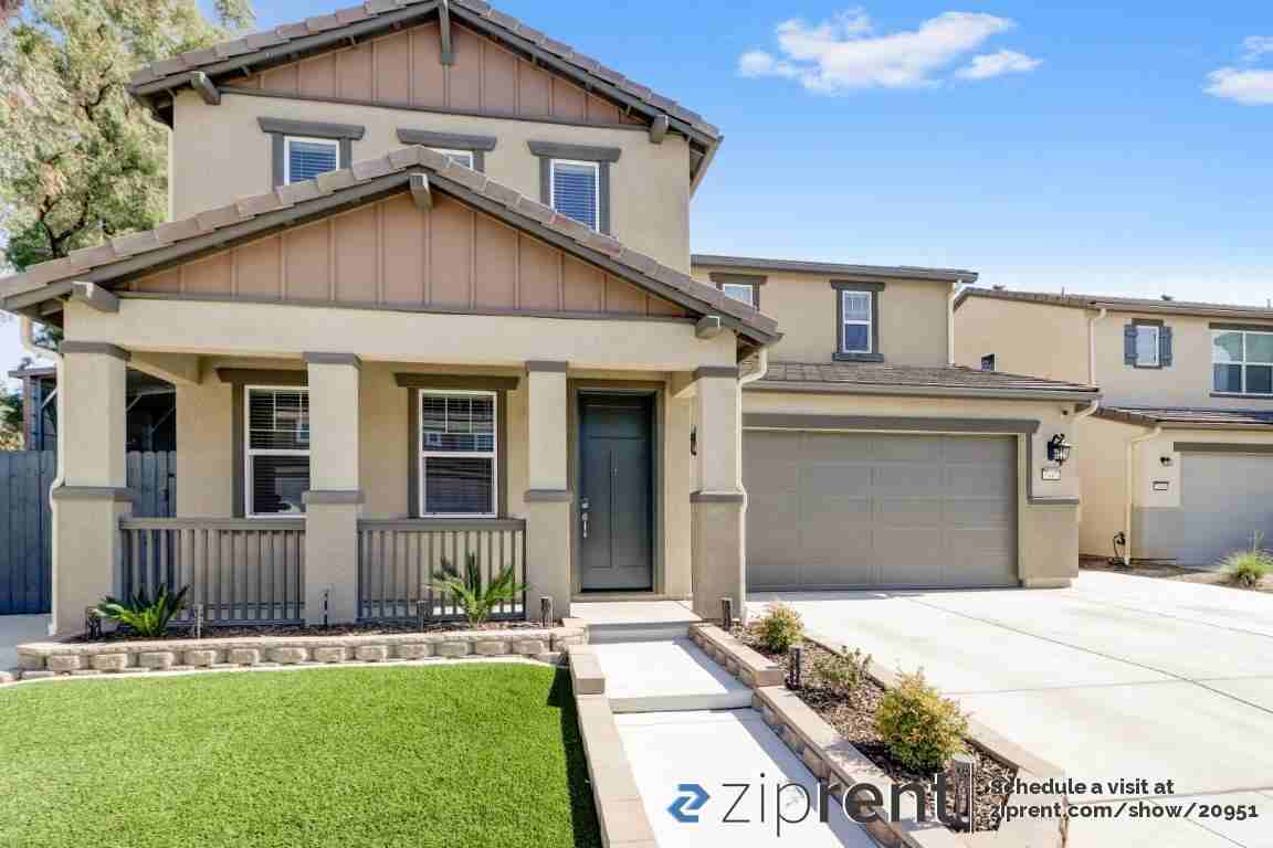 7447 E Homan Ave - Photo 2 of 20