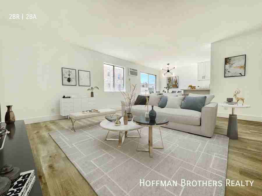 237 S Harvard Blvd #8 - Photo 2 of 14