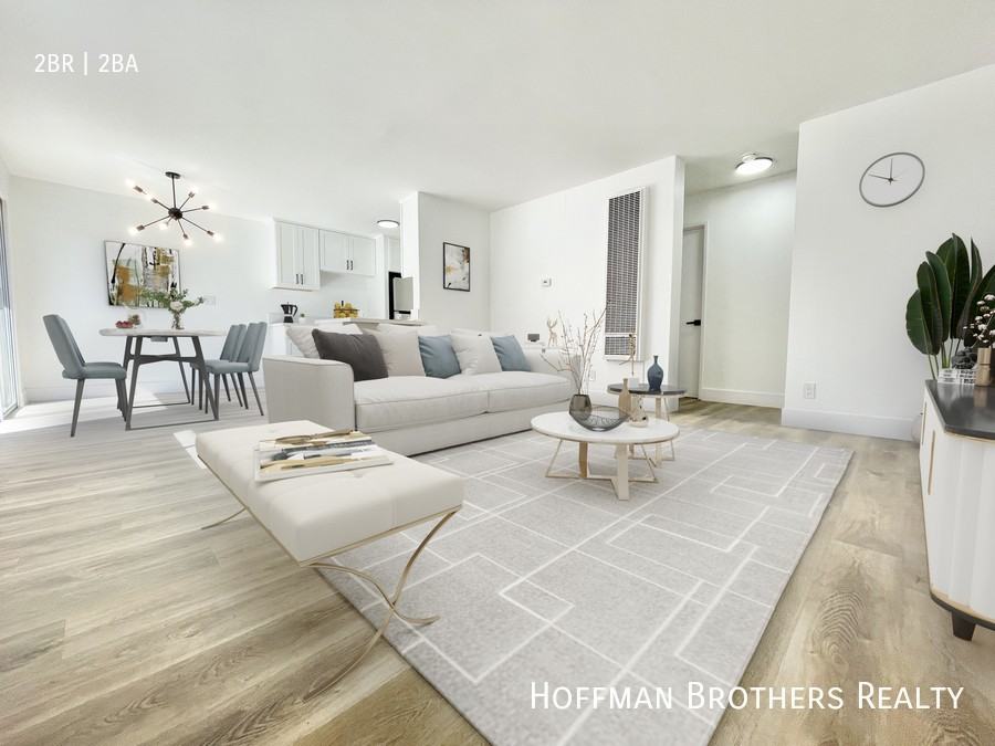 237 S Harvard Blvd #8 - Photo 3 of 14