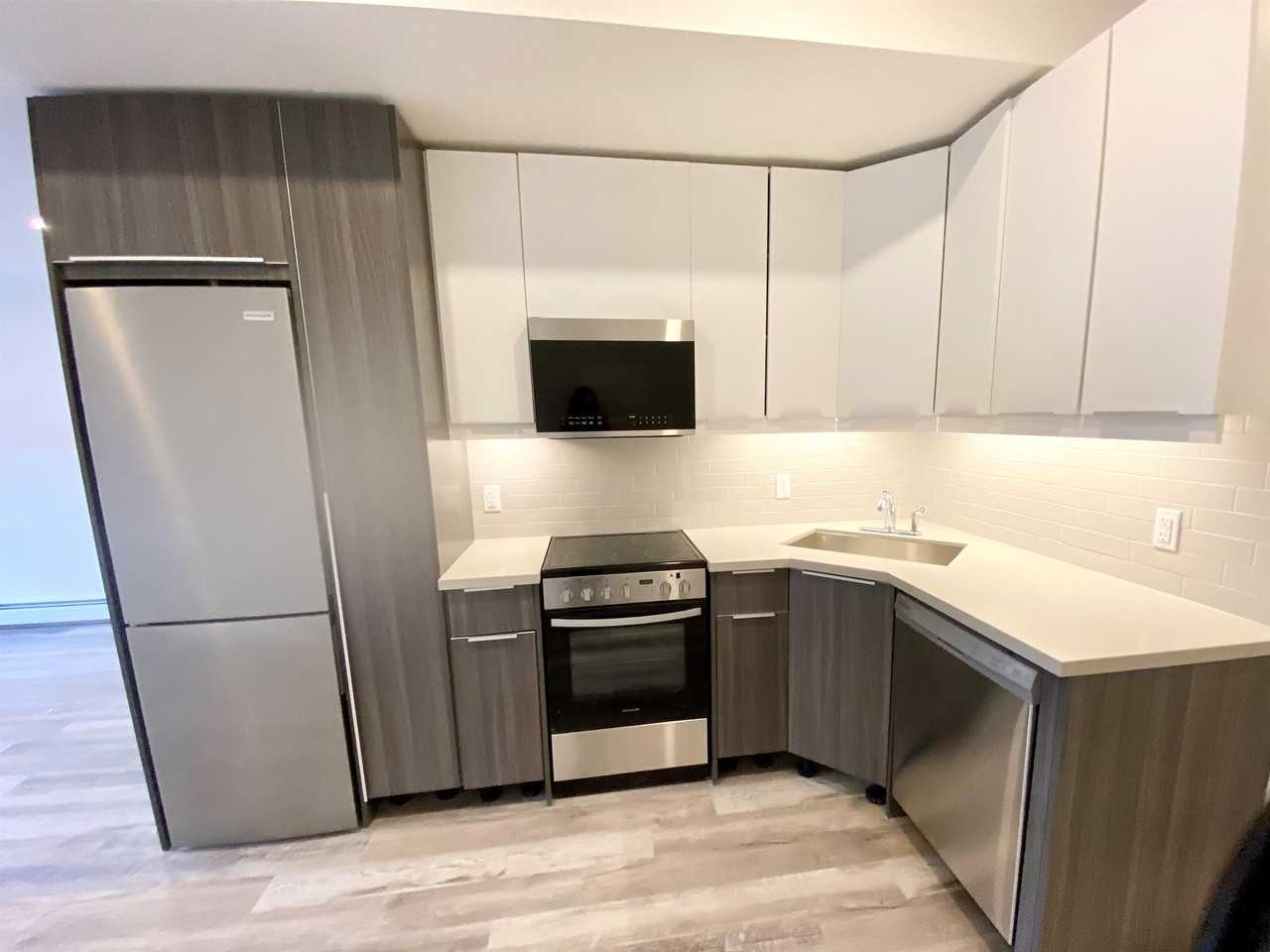 301 301, 10720 78 Avenue Northwest #301 - Photo 5 of 27