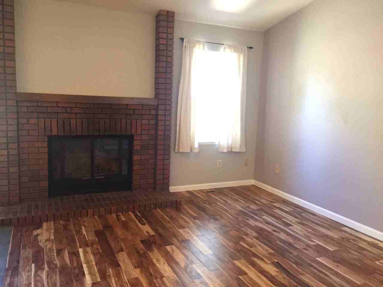 1725 Sagewood Dr - Photo 3 of 11