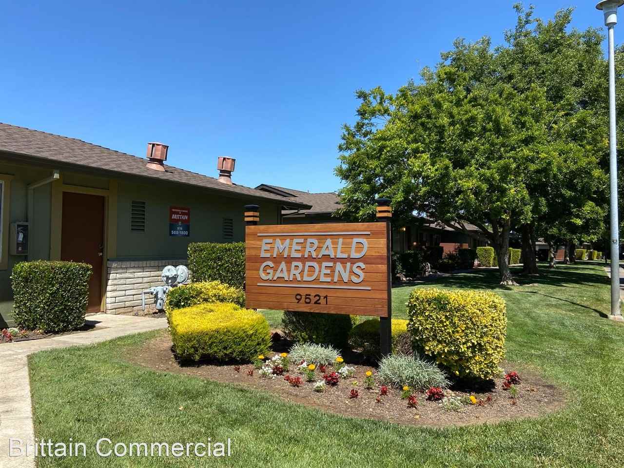 Emerald Gardens Apartments 9521 Emerald Park Dr, Elk Grove, CA 95624