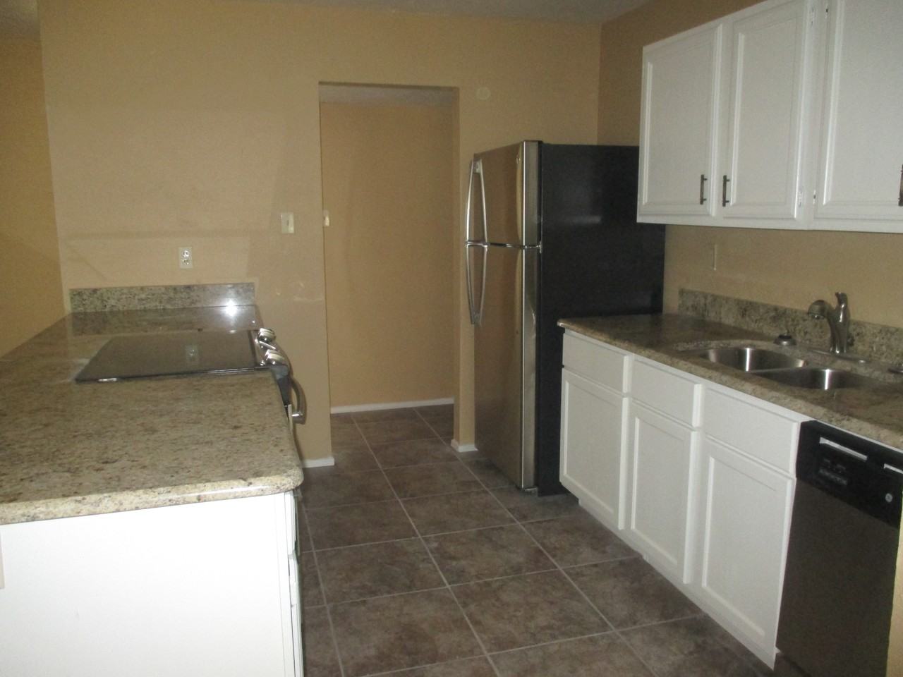 7106 Flameleaf Pl - Photo 3 of 11
