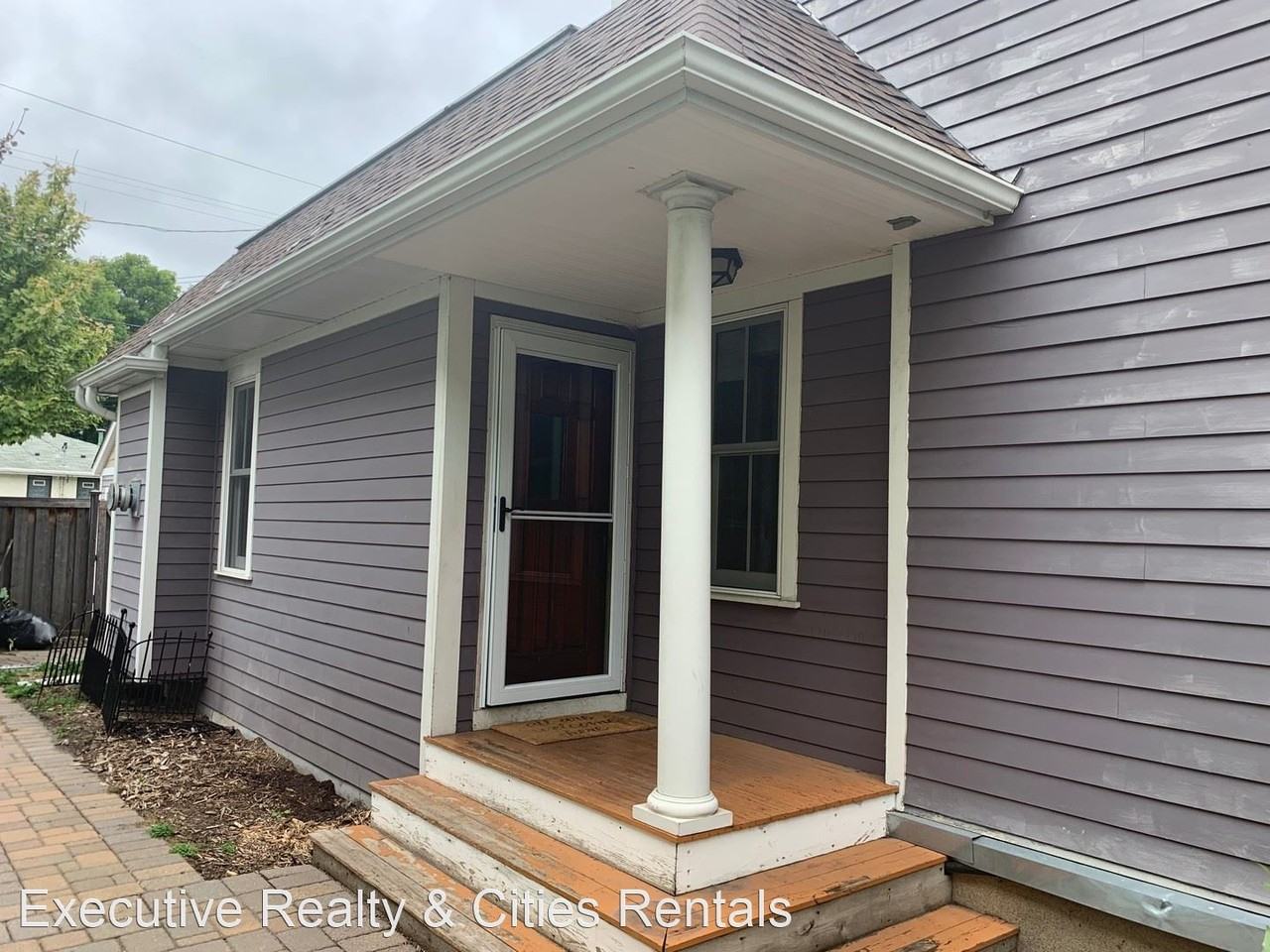 734 Jefferson St Ne - Photo 2 of 15