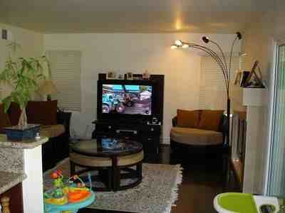 919 Vía Amadeo - Photo 3 of 6