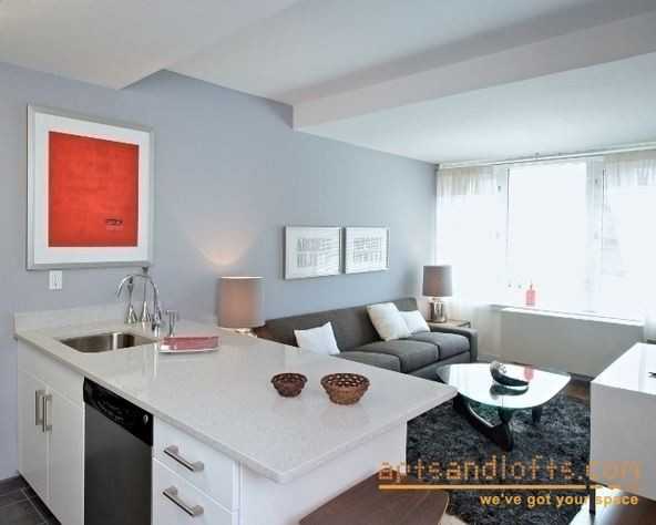 Berry & N12 - Photo 3 of 4