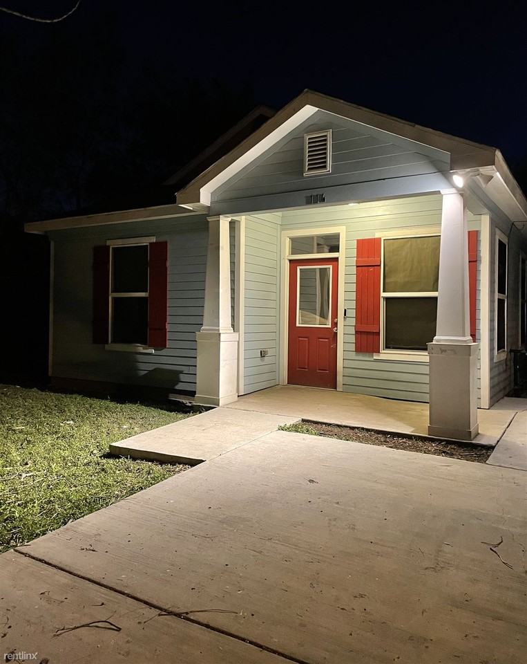 114 E Madison St - Photo 2 of 12