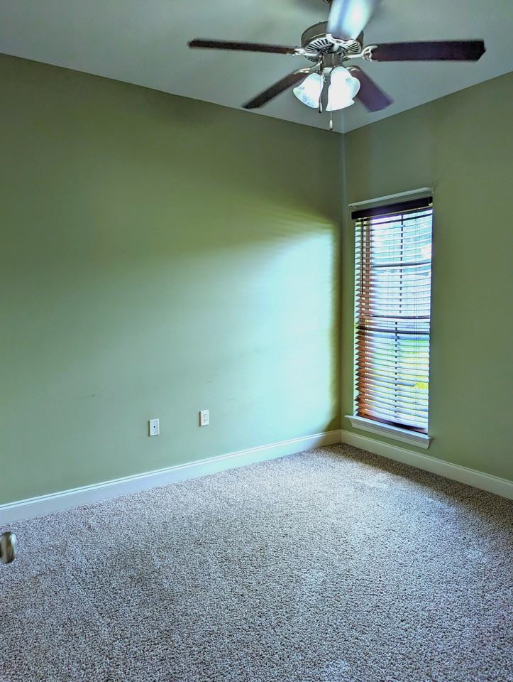 18 Thomford Way - Photo 3 of 21