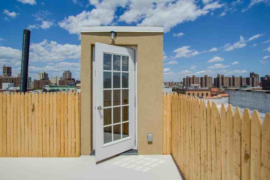 Lexington Ave #21 - Photo 4 of 4