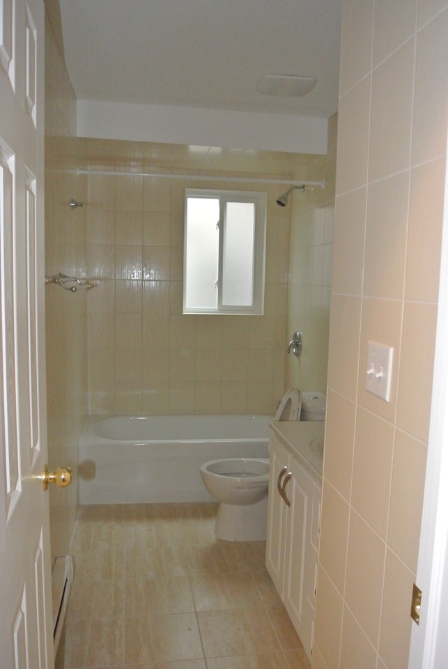 1799 Danforth Avenue - Photo 7 of 12