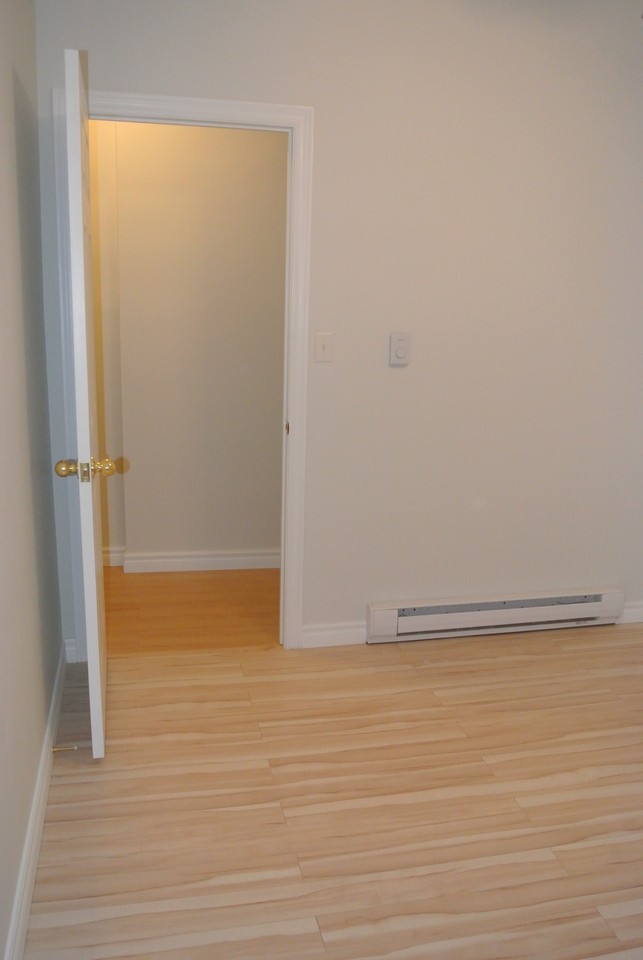 1799 Danforth Avenue - Photo 5 of 12
