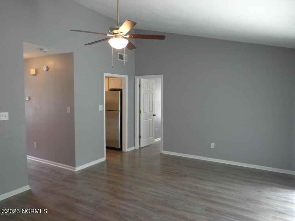 1933 Rolling Ridge Drive - Photo 2 of 10