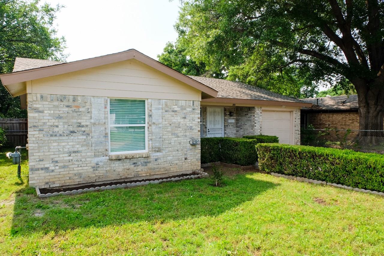 909 Barclay Ave #NA - Photo 2 of 14