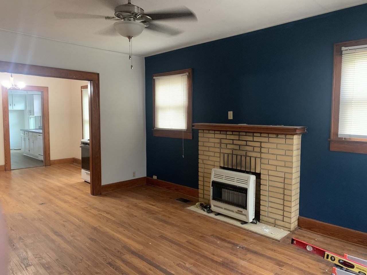 560 Michigan Ave #NA - Photo 2 of 12