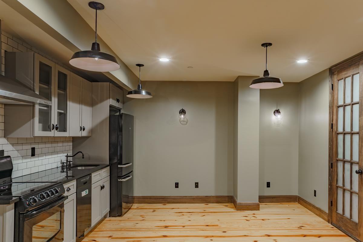 45 Newell St #2B - Photo 3 of 22