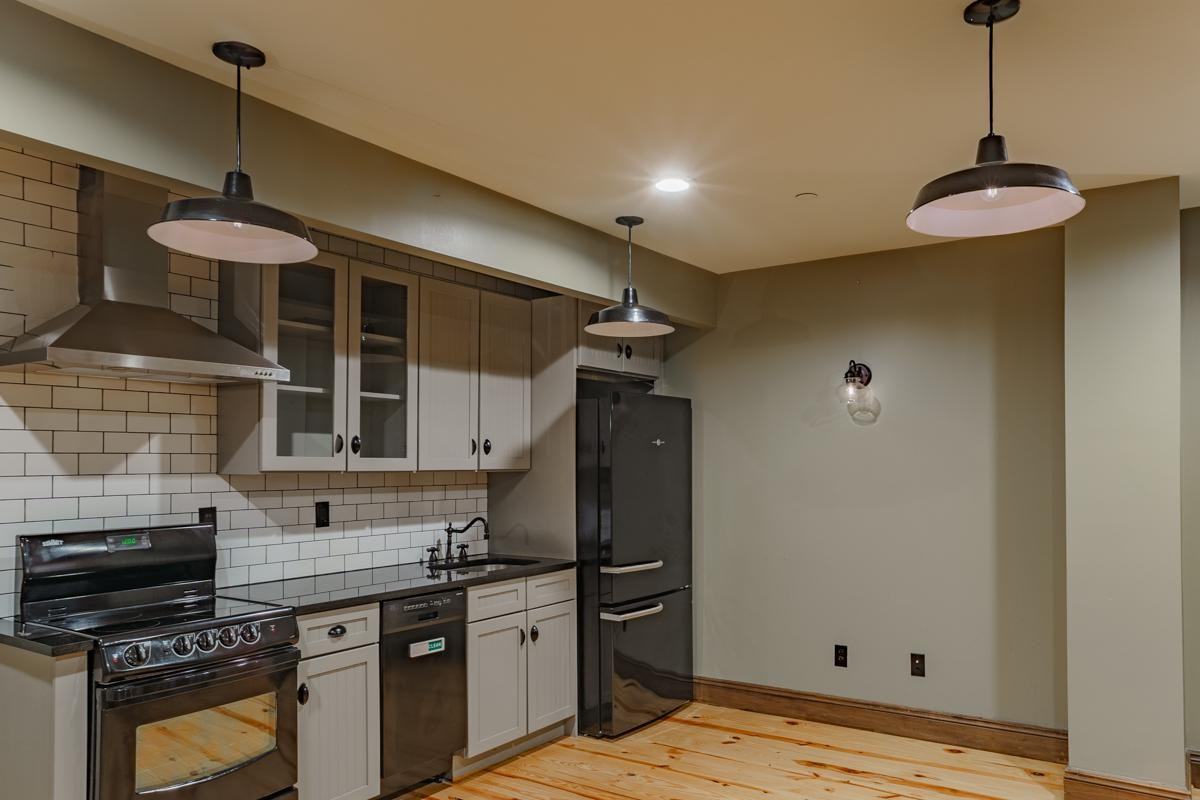 45 Newell St #2B - Photo 4 of 22