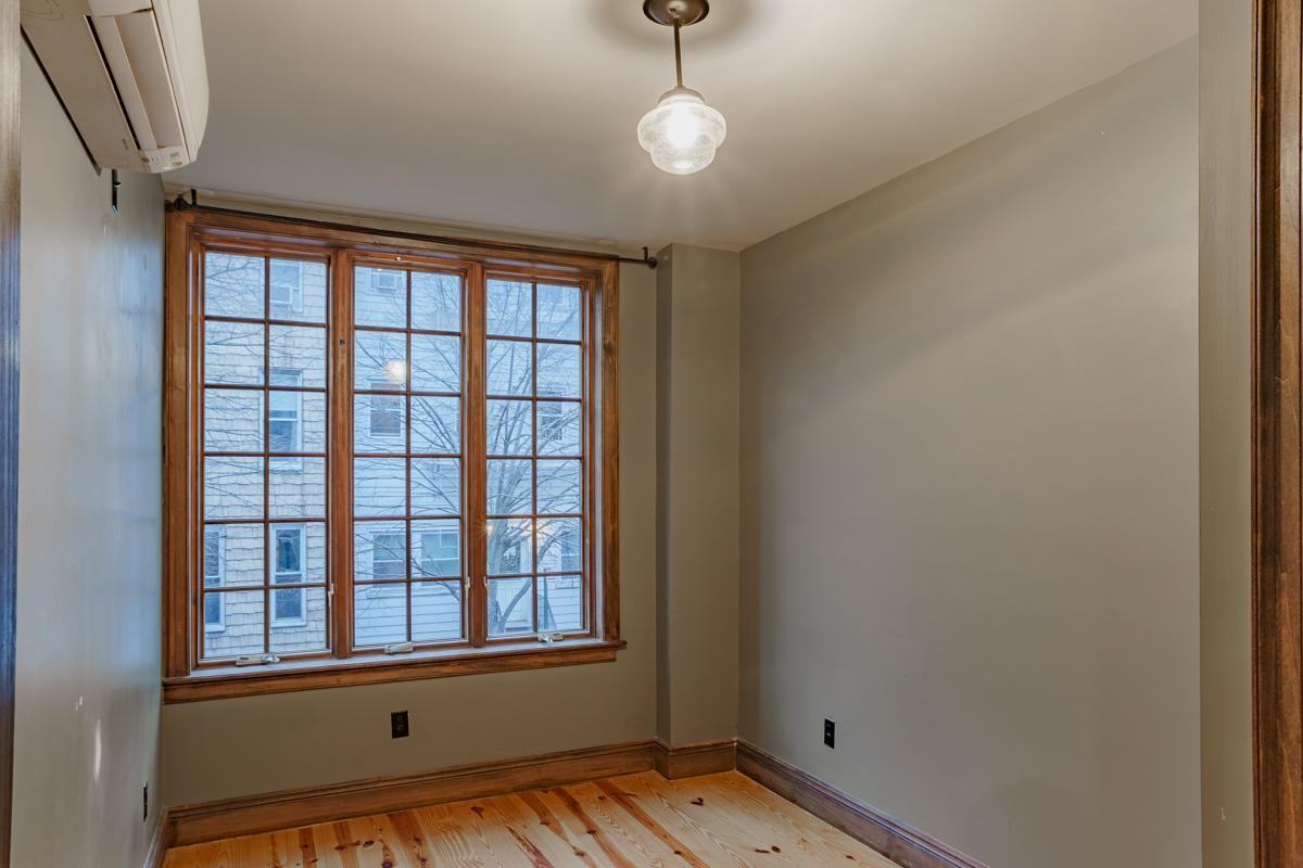 45 Newell St #2B - Photo 5 of 22
