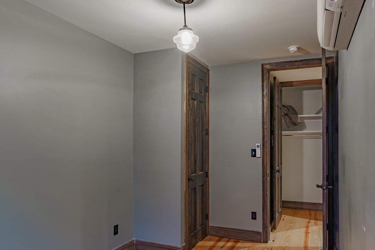 45 Newell St #2B - Photo 6 of 22