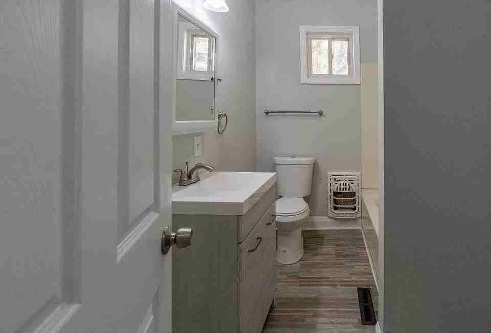 301 View Ave #1 - Photo 6 of 10