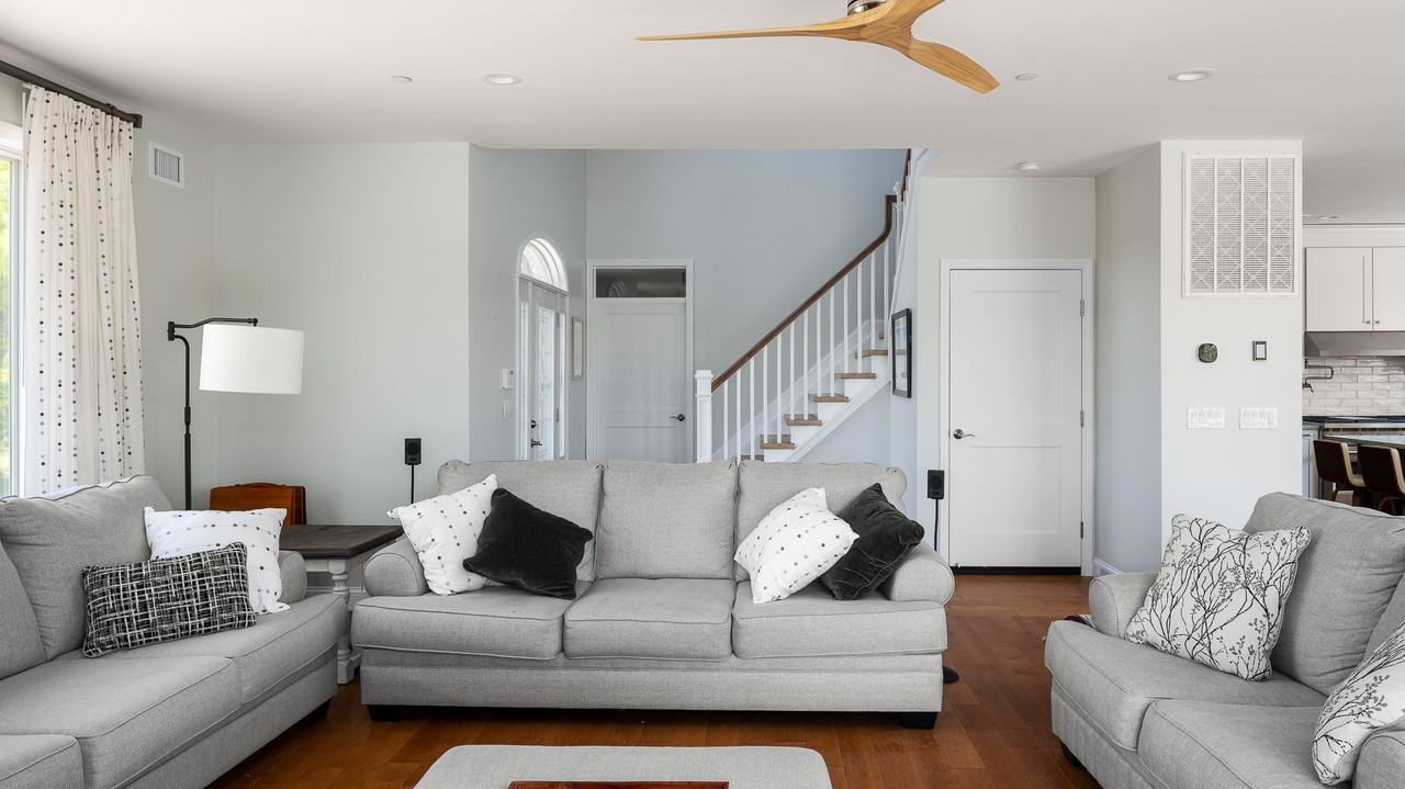 6 Grove St - Photo 2 of 23