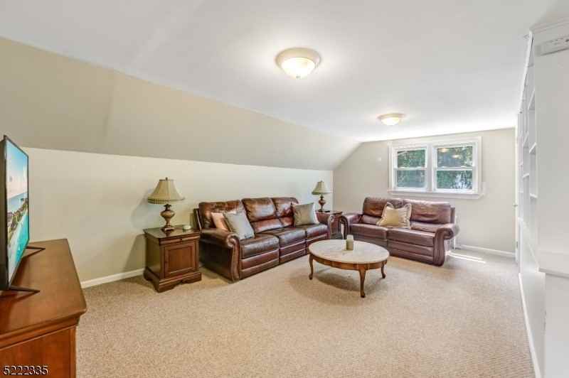 6 Waughaw Rd - Photo 2 of 14