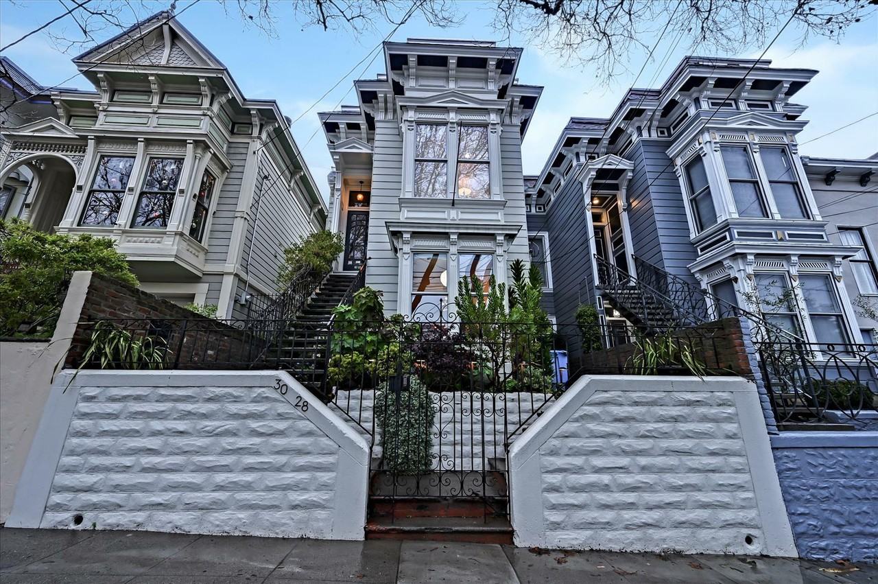 28 Ford St - Photo 2 of 23