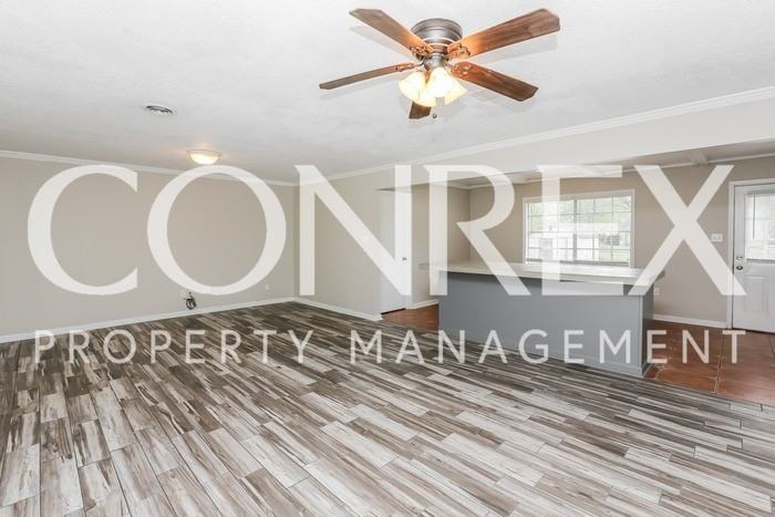 415 Boehle St - Photo 3 of 12