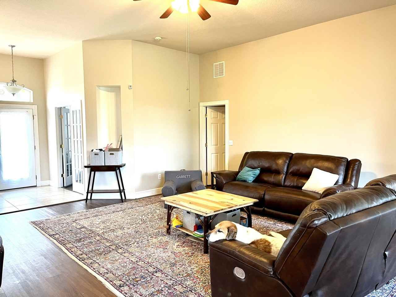 1877 Creekwater Blvd #NA - Photo 2 of 13