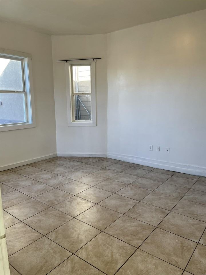 63 S 800 W #63 - Photo 3 of 23